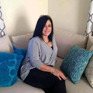 Meet your Posher, Sandra